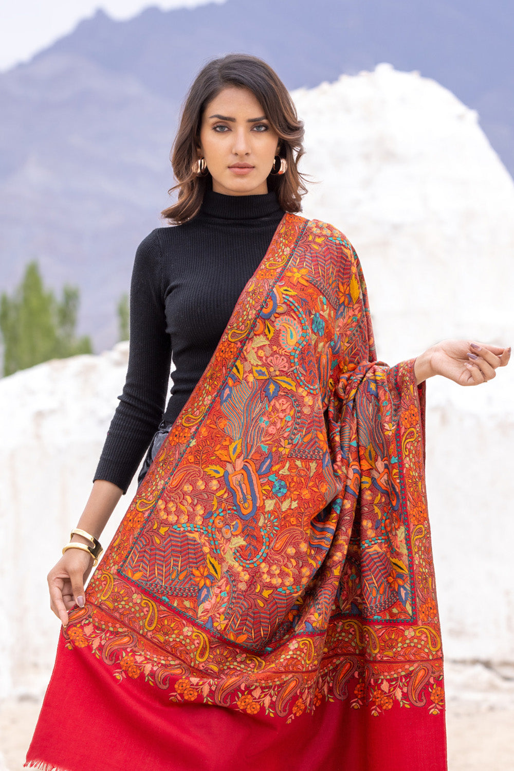 Heritage Jaal Jamawar Shawl for Women - Crimson Red