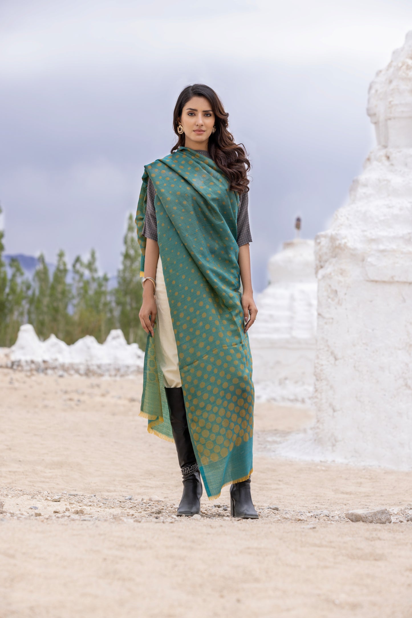 Women's Reversible Silk Blend Shawl with Zari Work -Icy Blue
