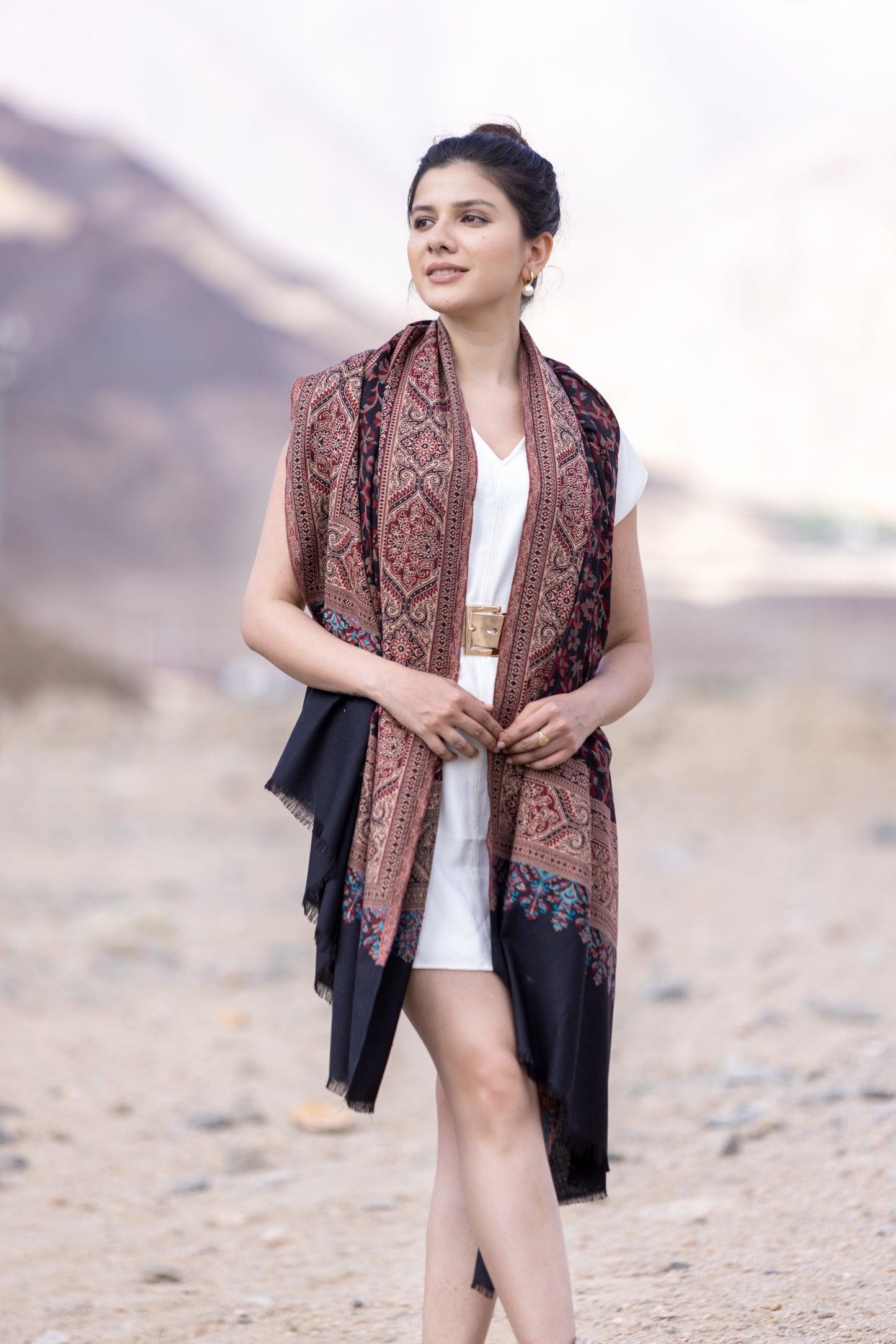 Pashmina Faux Traditional Jamawar Jaal Shawl - Classic Black