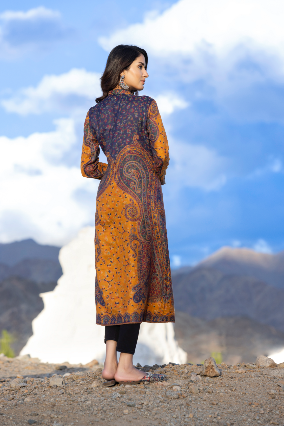 Unstiched Vintage Jamawar Jacket for Women - Yellow X Blue
