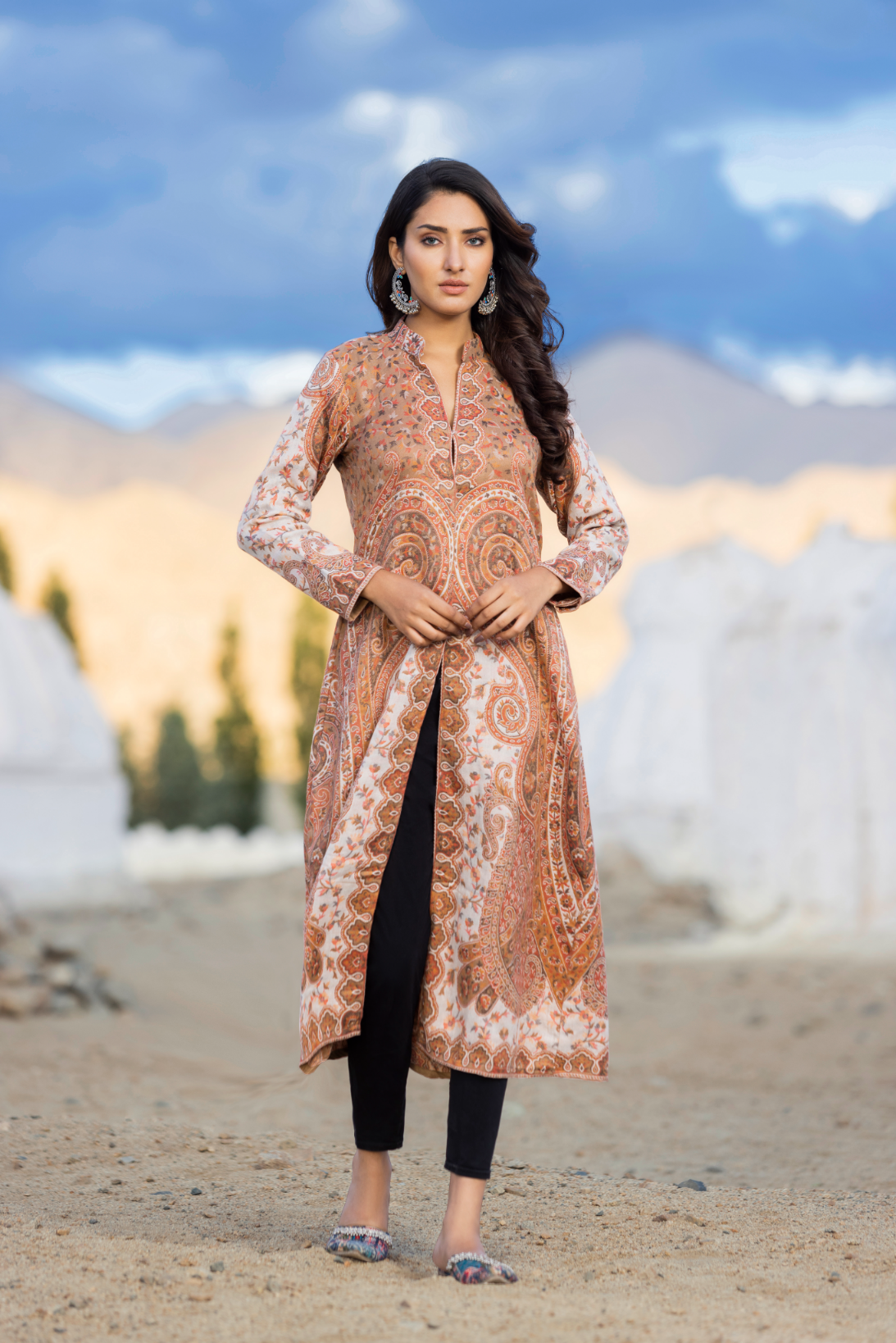 Unstiched Vintage Jamawar Jacket for Women - Aesthetic Beige