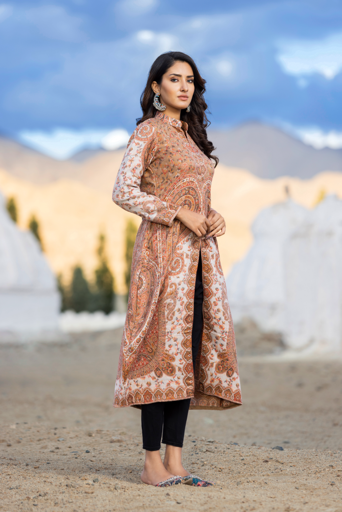 Unstiched Vintage Jamawar Jacket for Women - Aesthetic Beige