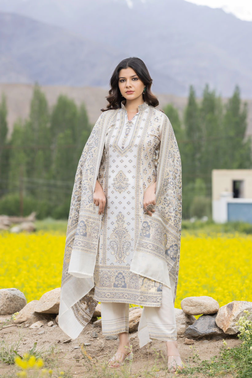 Traditional Kani Zari Suit For Women (Unstitched) - Ivory Indian silk