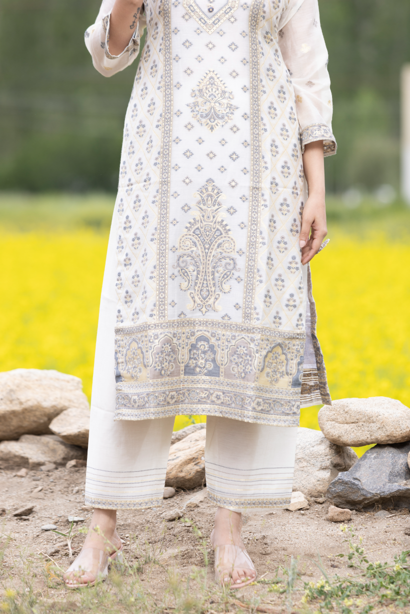 Traditional Kani Zari Suit For Women (Unstitched) - Ivory Indian silk