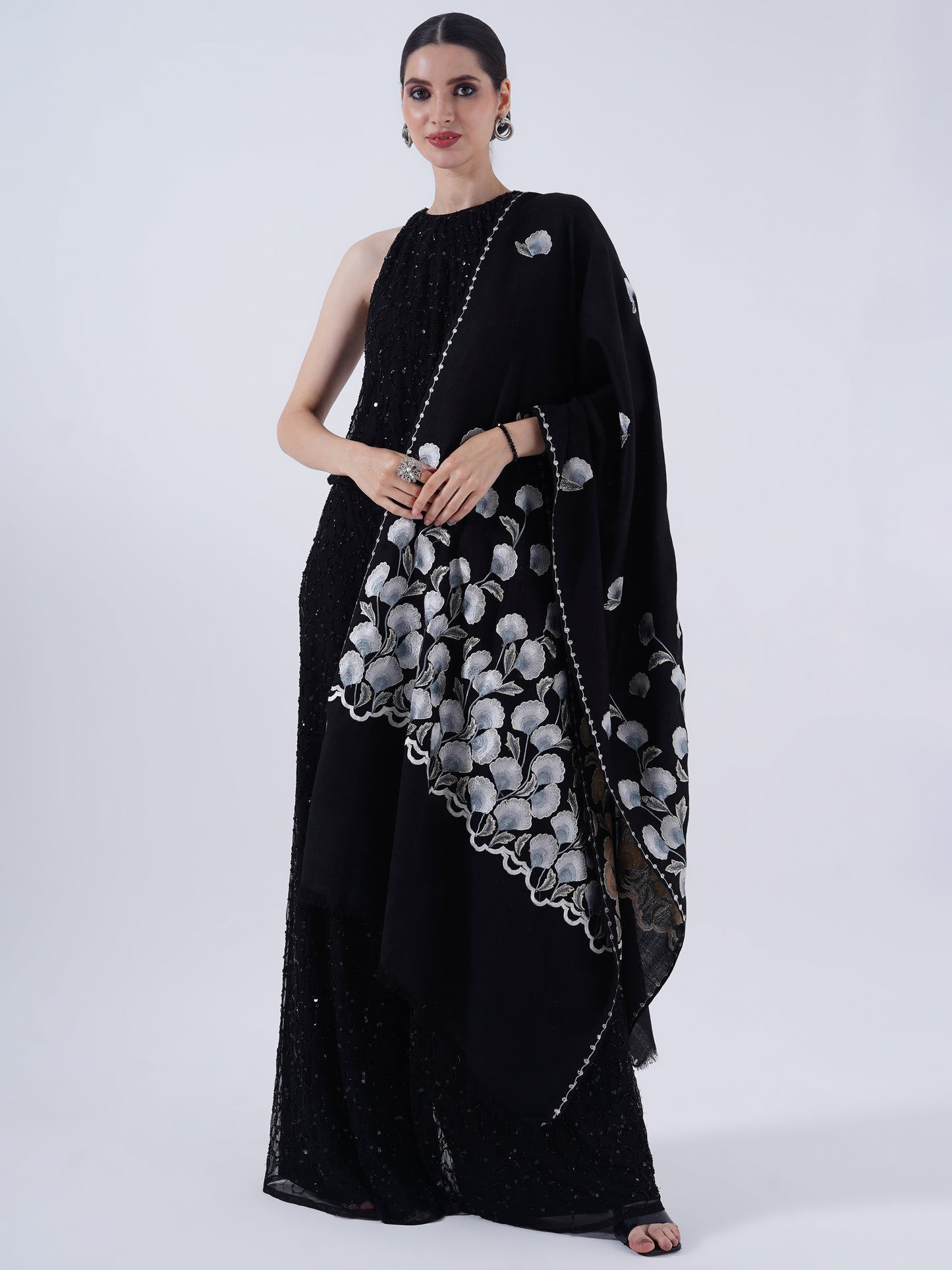 WOMEN EMBORIDERY WOOL STOLE HAND EMBORIDERY