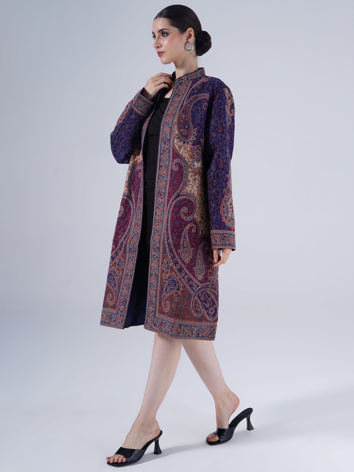 UNSTITCHED VINTAGE JAMAWAR JACKET-CRIMSON TAPESTRY