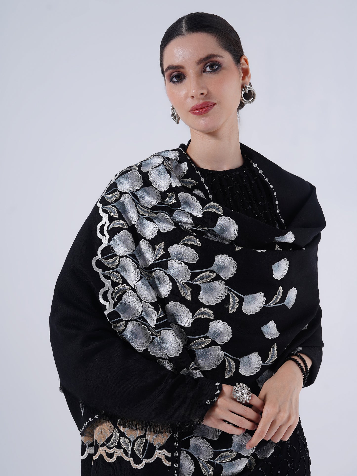 WOMEN EMBORIDERY WOOL STOLE HAND EMBORIDERY