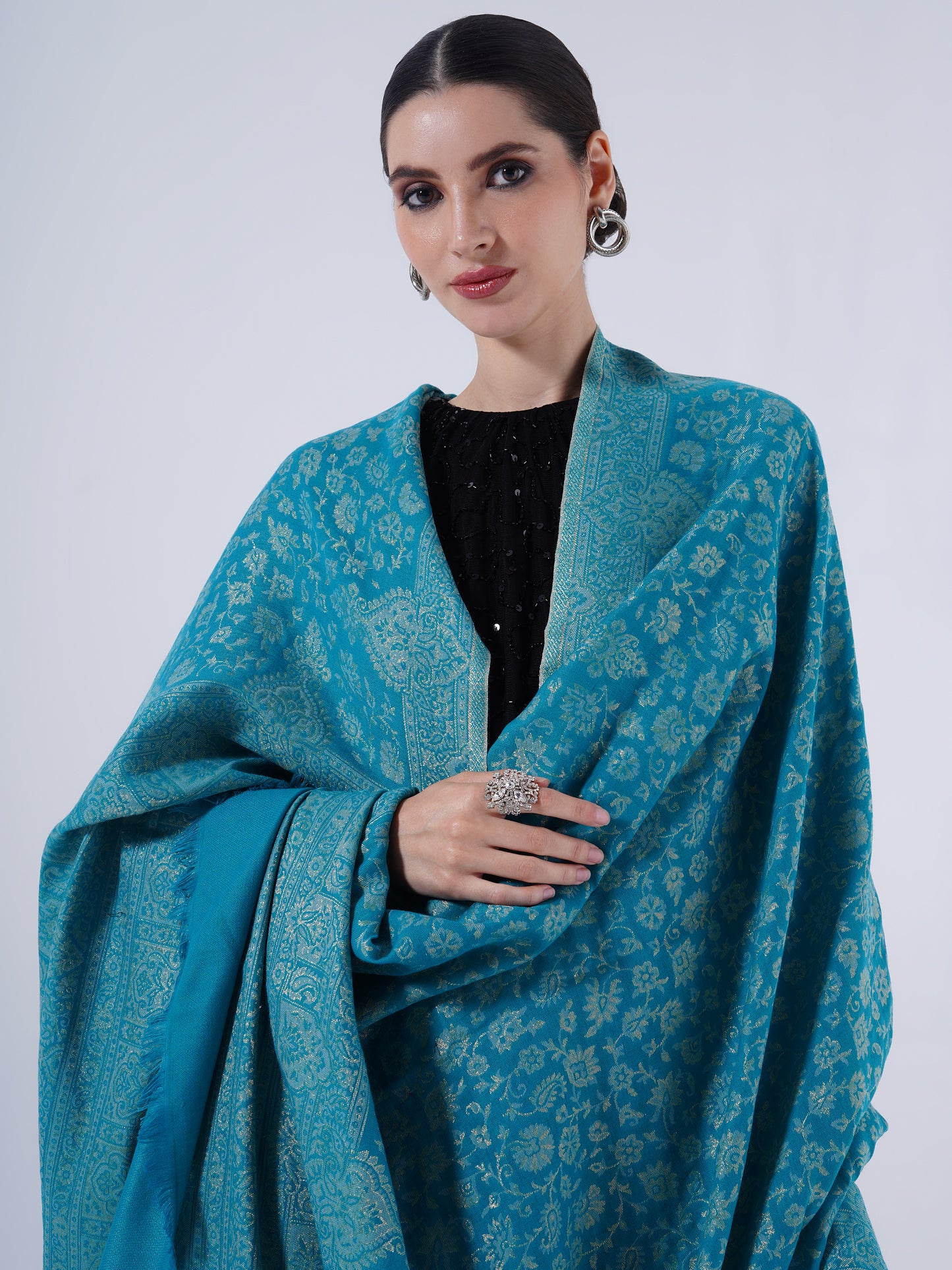 WOMEN'S TRADITIONAL ETHNIC WEAVE WOLLEN SHAWL -BREEZY BLUE