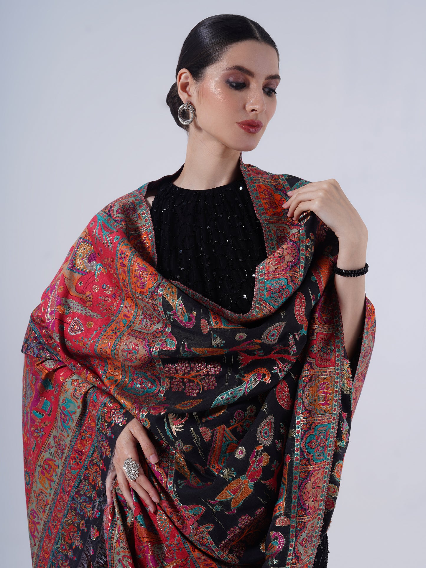 WOMEN'S INDIAN MANMADE SILK FEEL SHAWL