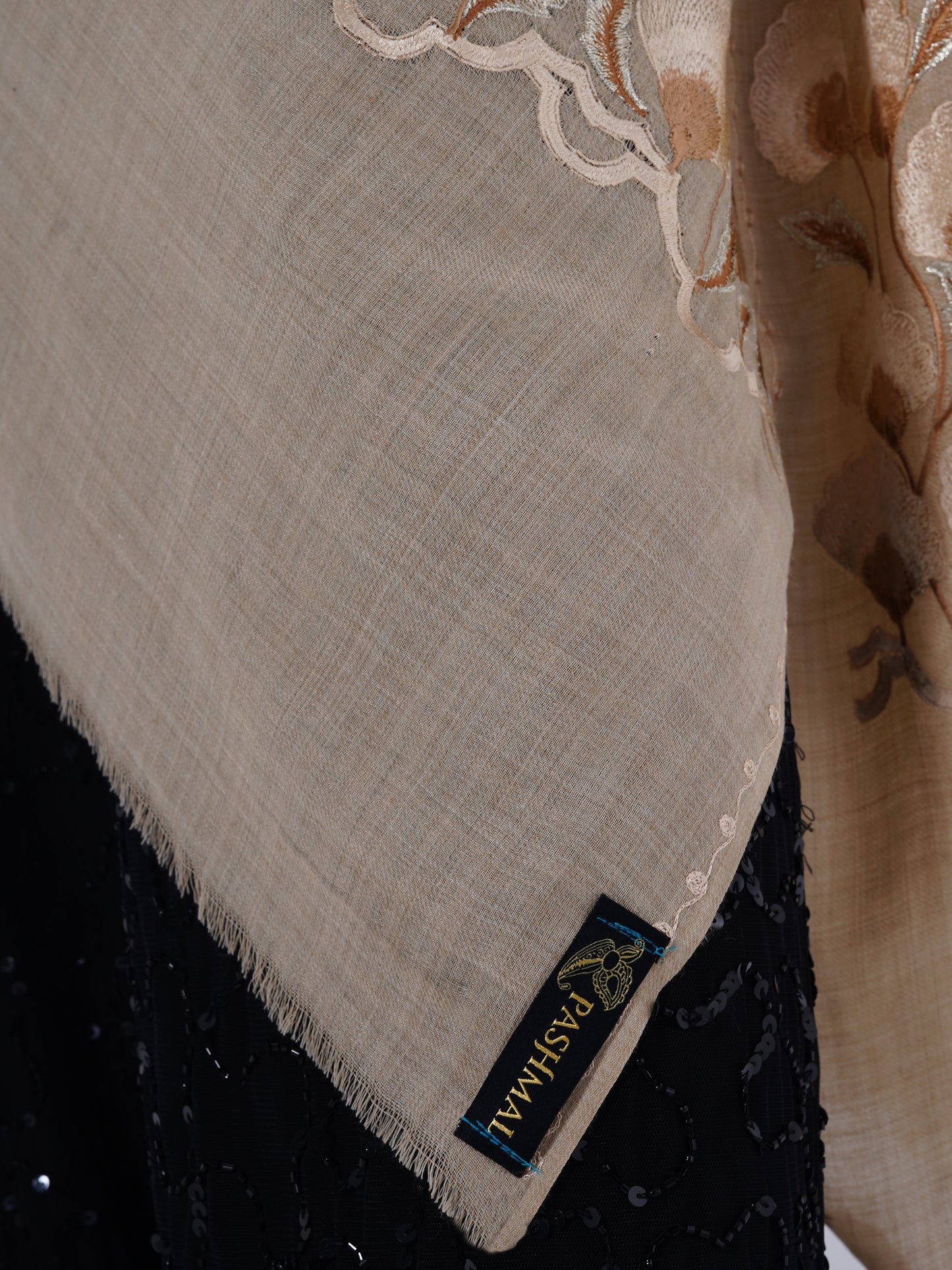 WOMEN EMBOIDERY WOOL STOLE HAND EMBOIDERY
