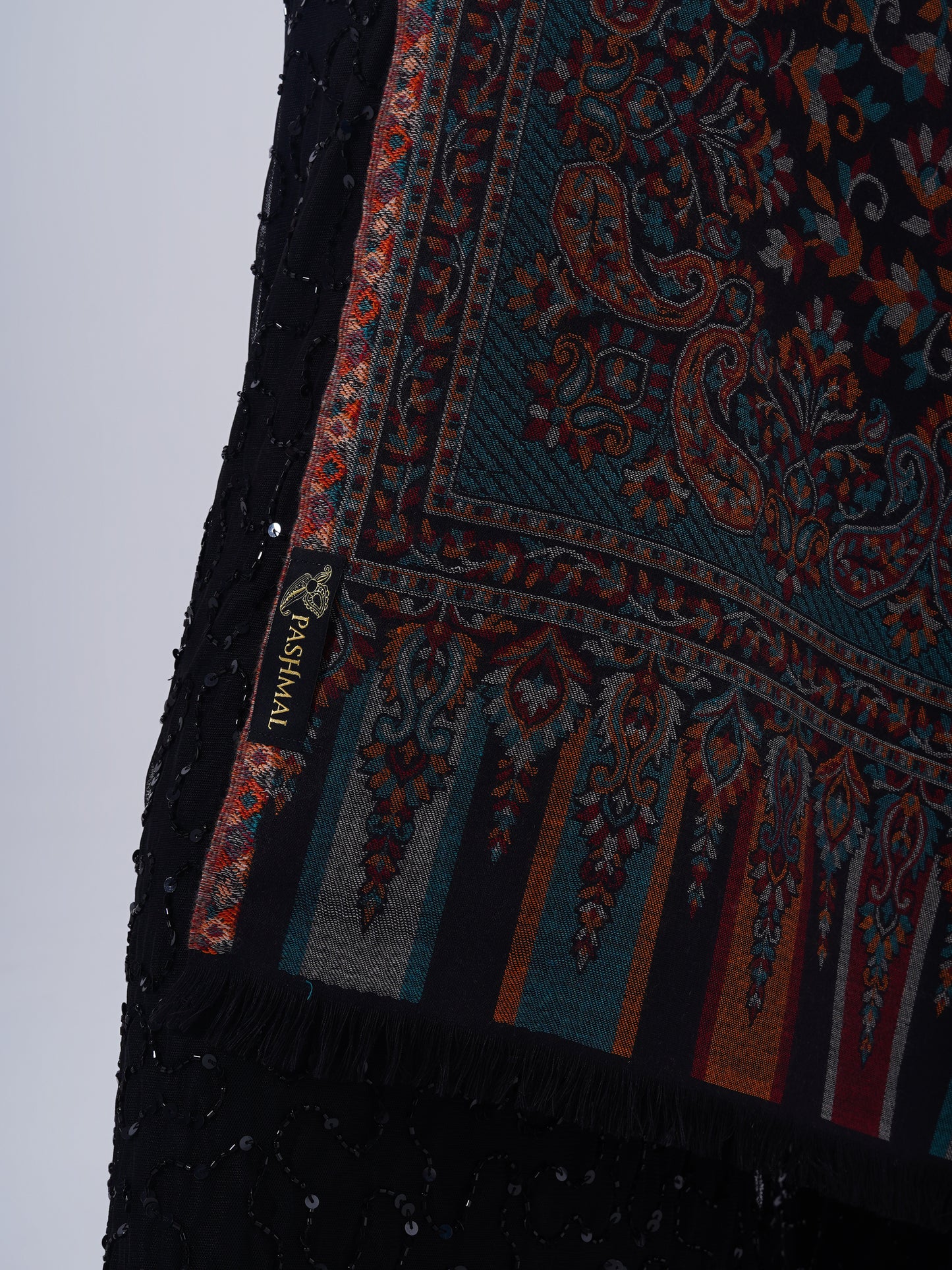 WOMEN'S TRADITIONAL POLY FINE SHAWLS