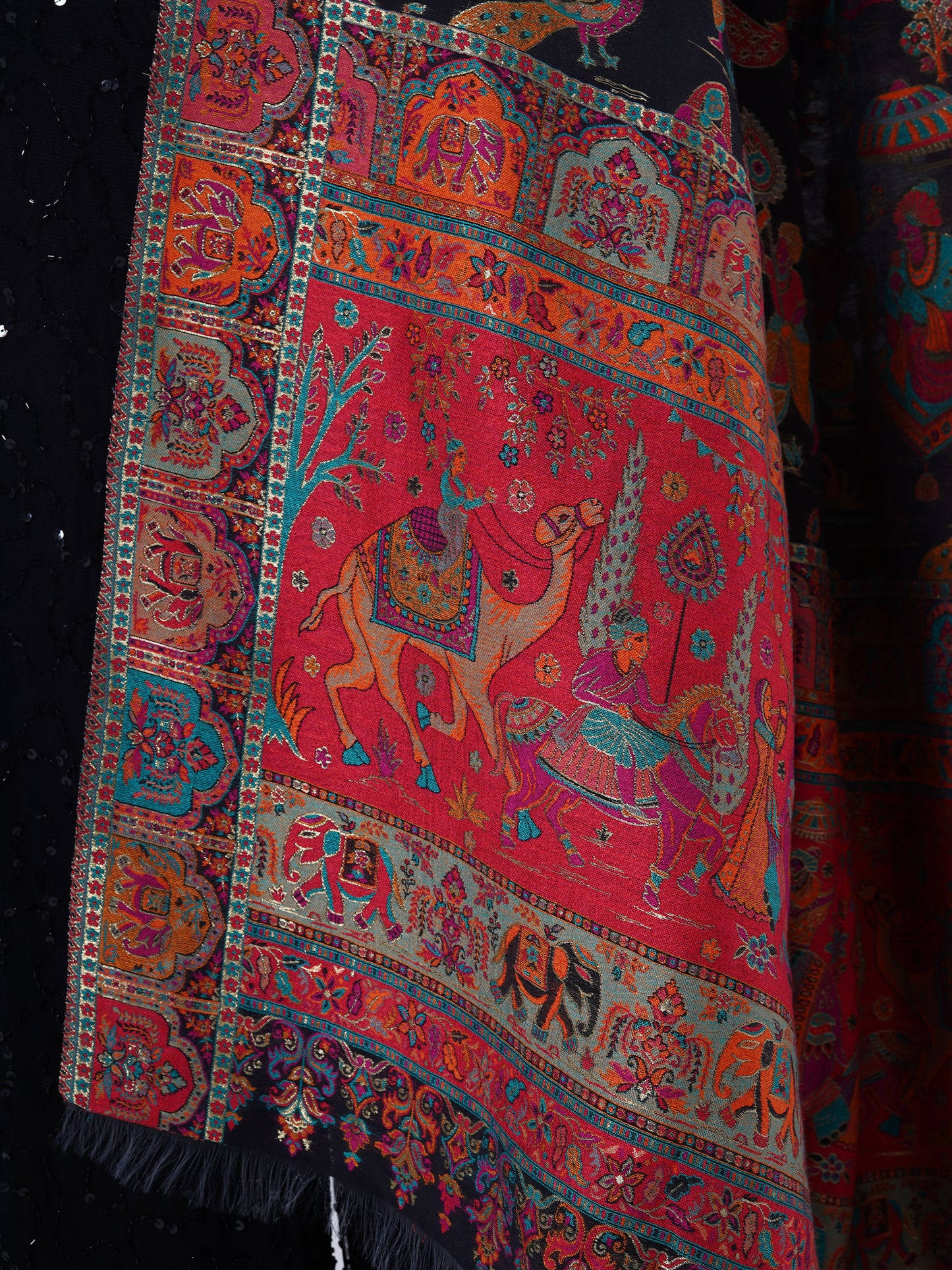 WOMEN'S INDIAN MANMADE SILK FEEL SHAWL