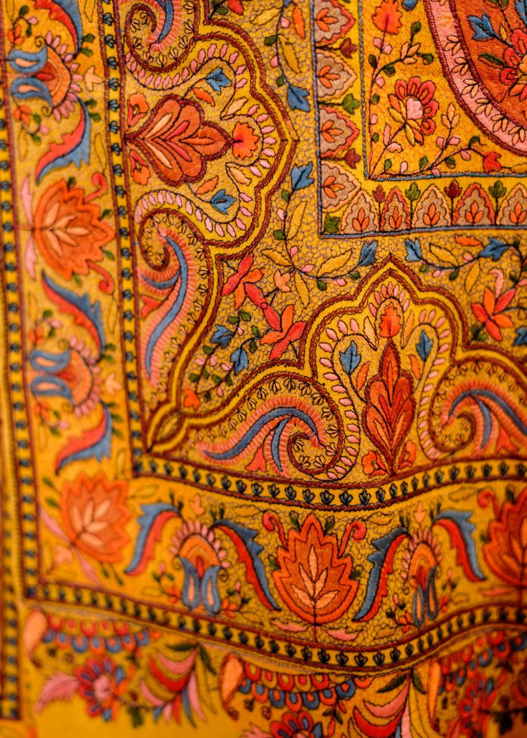 Heritage Jaal Jamawar Shawl for Women - Vibrant Yellow