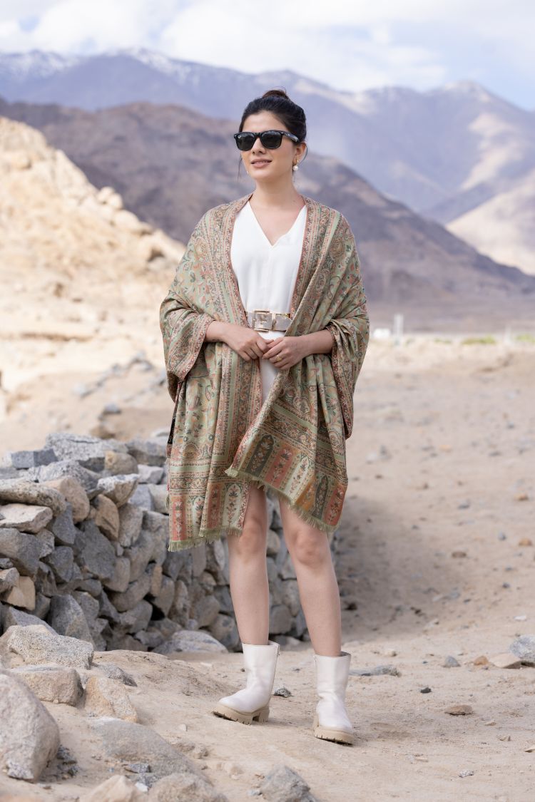 Traditional Bamboo Modal Ivory Kani Shawl for Women