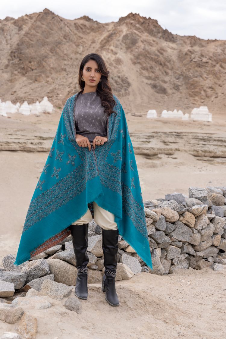 Wool Blend Traditional Jamawar Kani Shawl for Women - Shimmering Blue