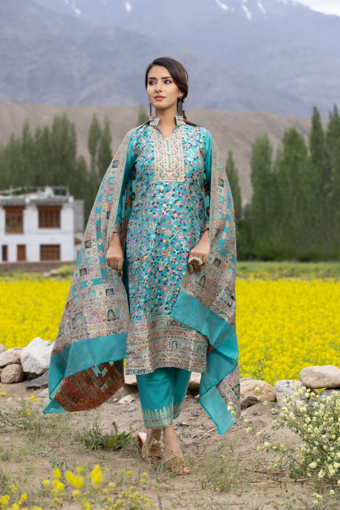 Traditional Kani Zari Suit For Women (Unstitched) - Ink Blue