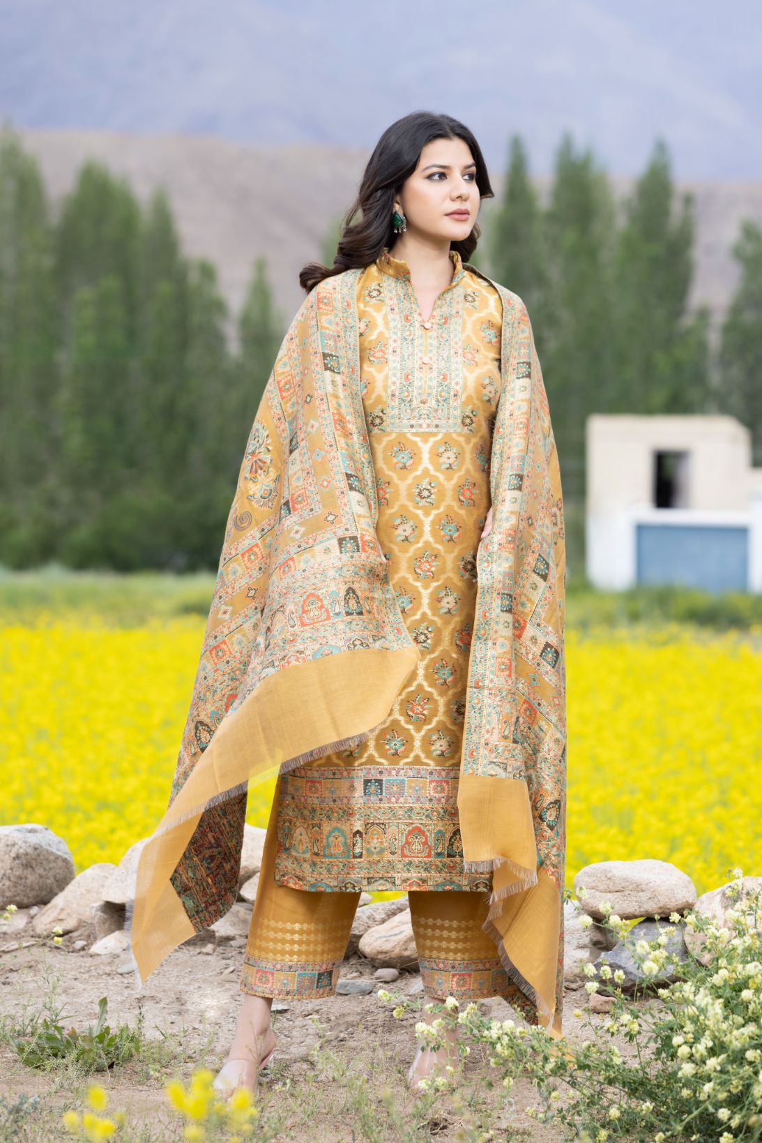 Traditional Kani Zari Suit For Women (Unstitched) - Mellow Yellow