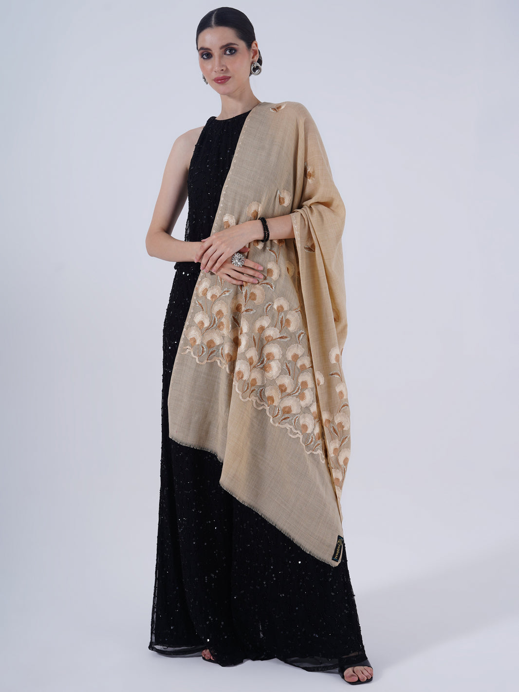 WOMEN EMBOIDERY WOOL STOLE HAND EMBOIDERY