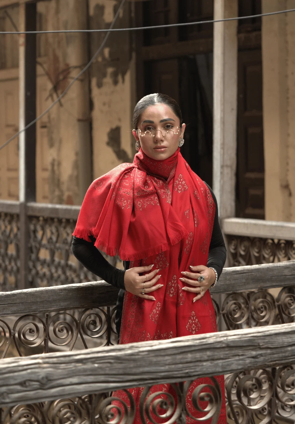 Women's Traditional Woollen Jamawar Shawl with Zari Work- Crimson Charm | Ultra Soft & Warm