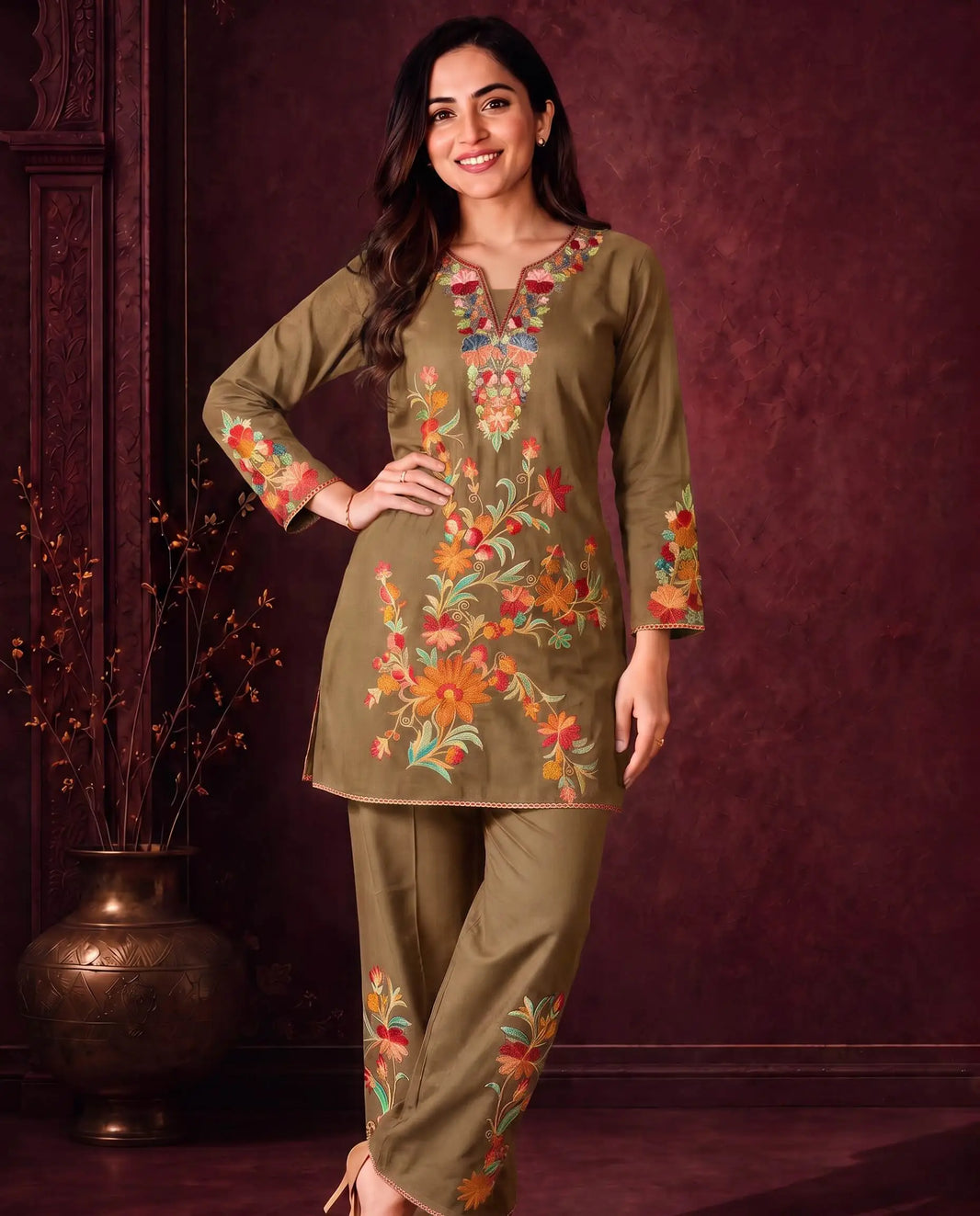 BLACK KASHMIRI PAISLEY EMBROIDERED CO-ORD SET