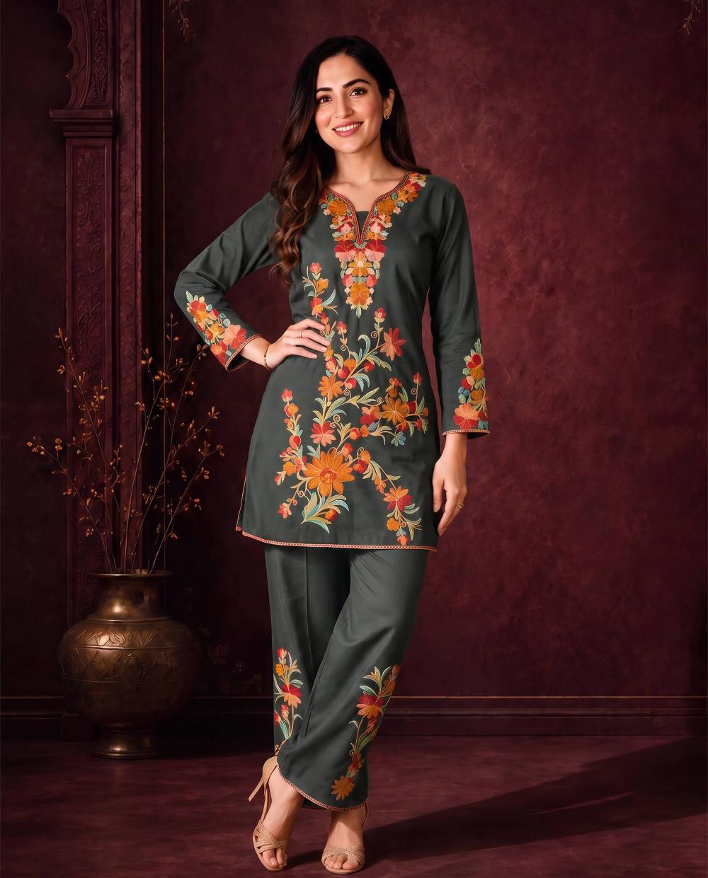 FIRAAZ BLACK FLORAL EMBROIDERED CO-ORD SET
