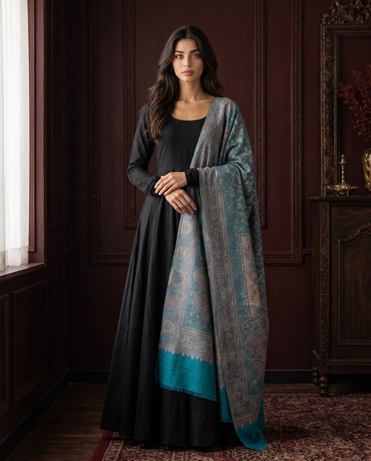 Ivory Heritage Paisley Moonlight Shawl