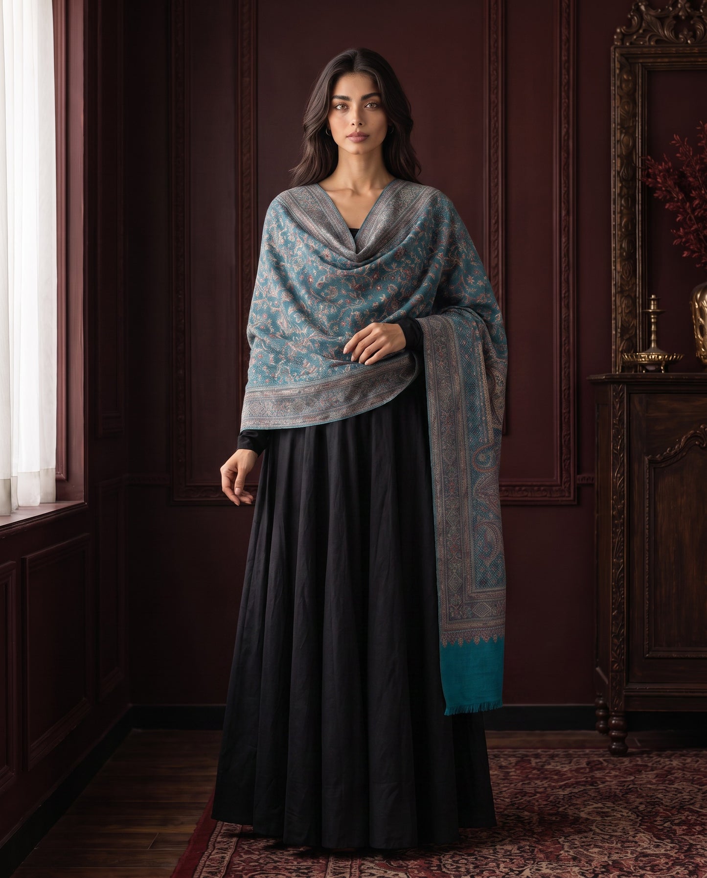 Ivory Heritage Paisley Moonlight Shawl