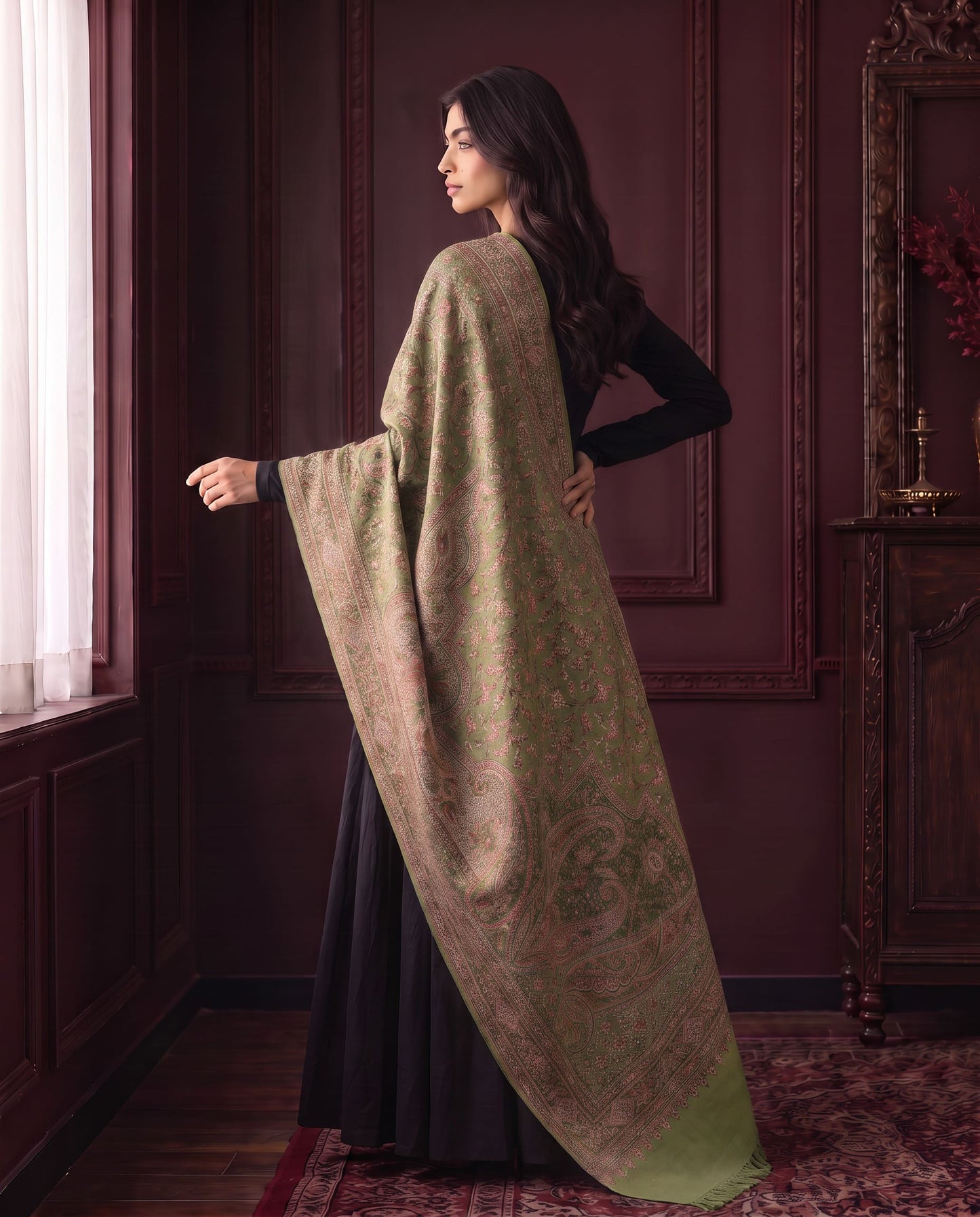 Ivory Heritage Paisley Moonlight Shawl