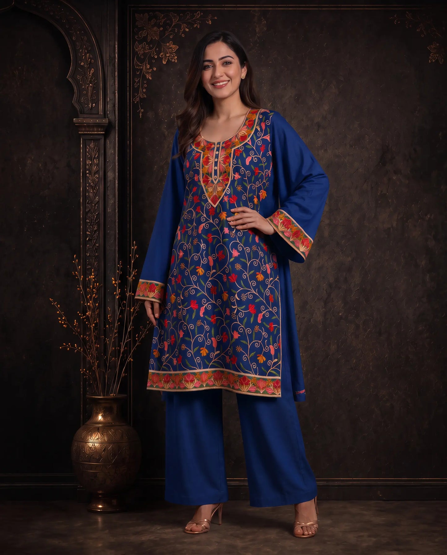 Gulzar Black Floral Embroidered Pheran for Women
